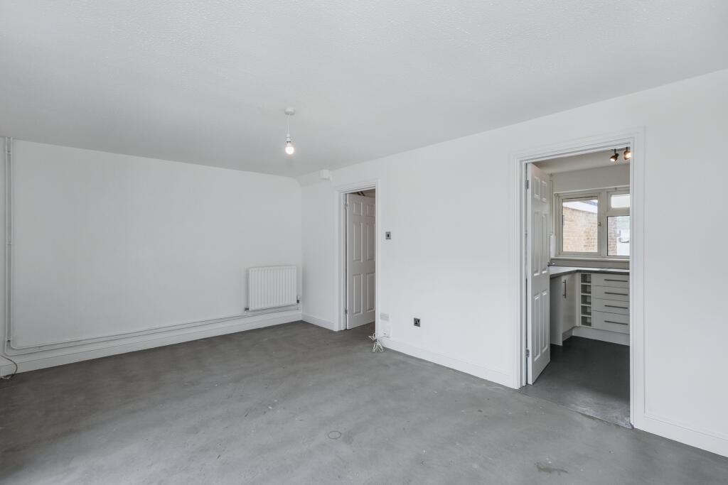 16 Nash Drive, Abingdon, Oxfordshire OX14 5PT