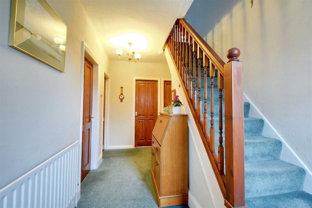 Entrance Hall_1.jpeg
