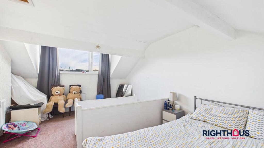 Overall Dormer Bedroom