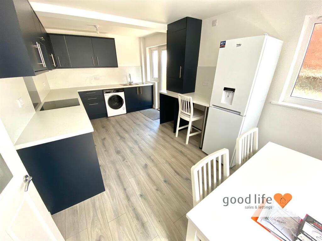 20250724_121403566_iOS21cricklewoodclose.jpg
