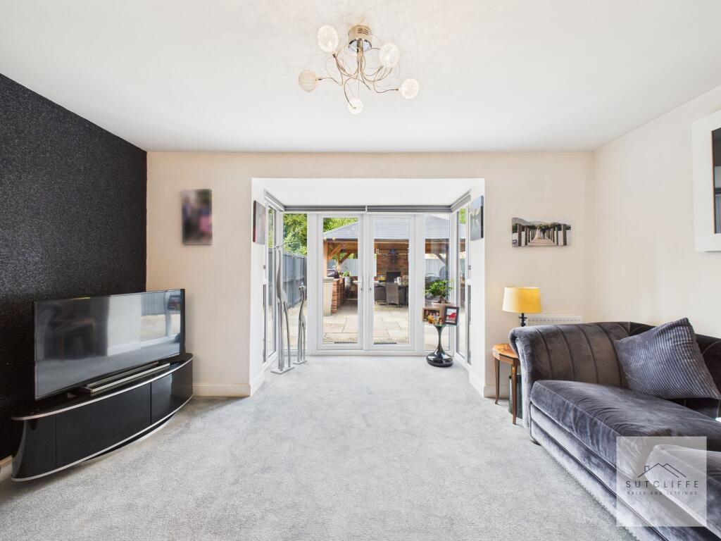 Living Room/Dining Room