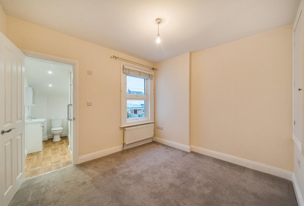 1389454-3-6942d8c...