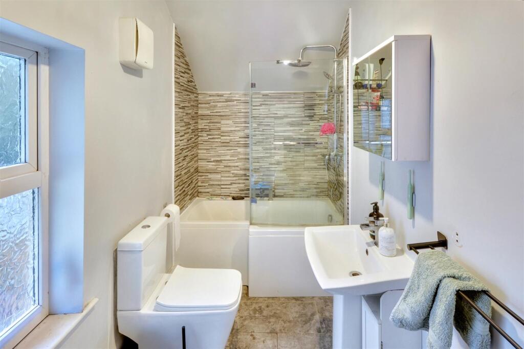Bathroom.jpeg