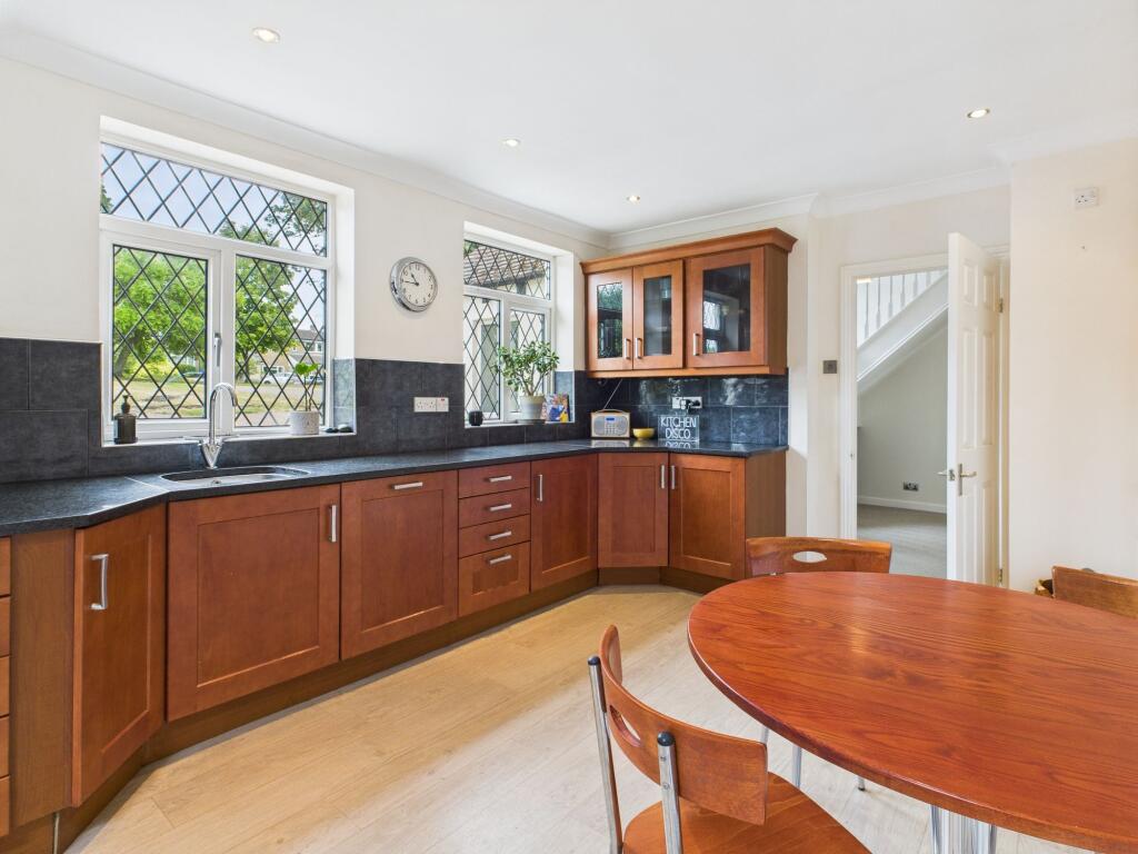 Kitchen/Breakfast Room