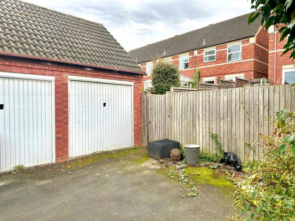 WhatsApp Image 2025-10-01 at 11.17.10_f29356e9.jpg