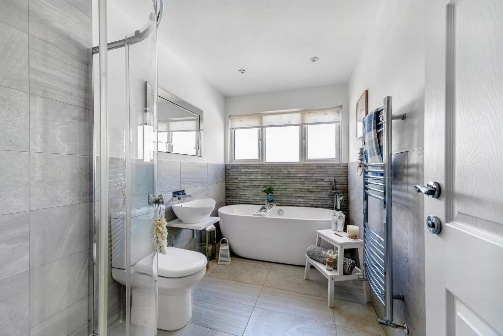 Family bathroom