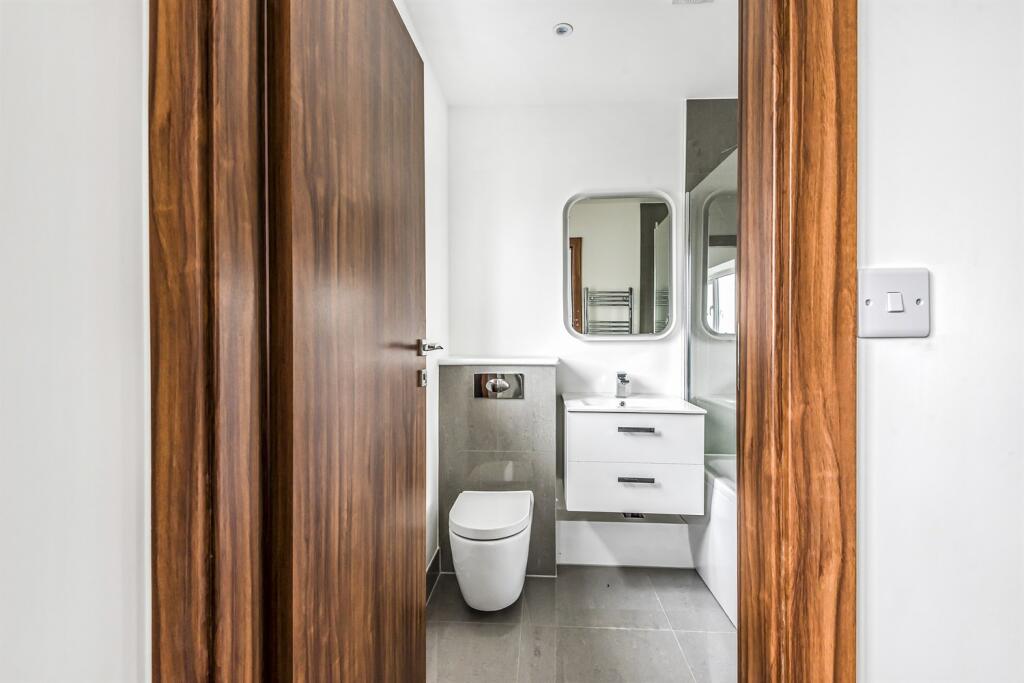 Ensuite
