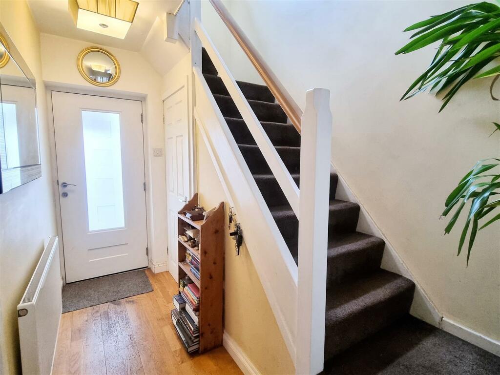 Hall.jpg