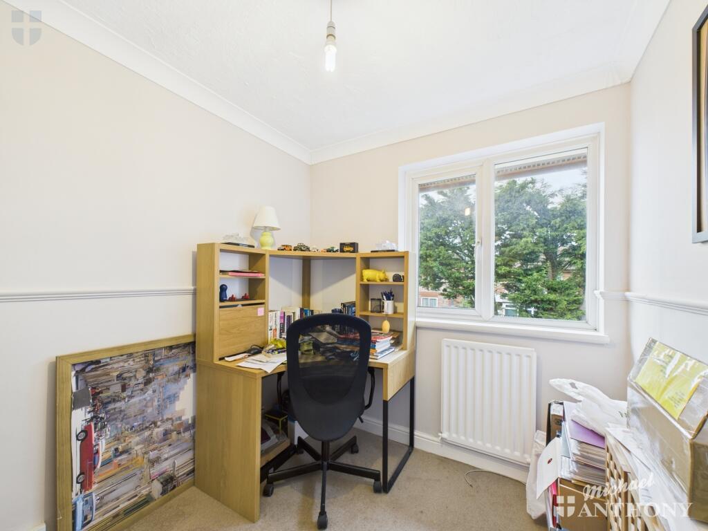 CAM03218G0-PR0578-STILL016
