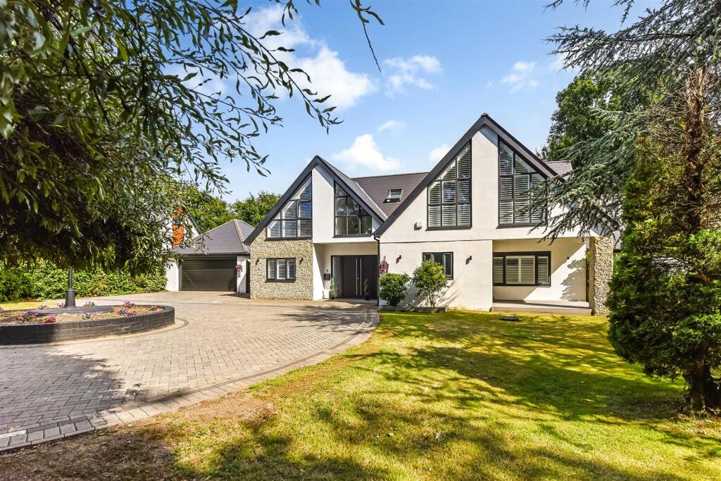 Portsmouth Road, Horndean