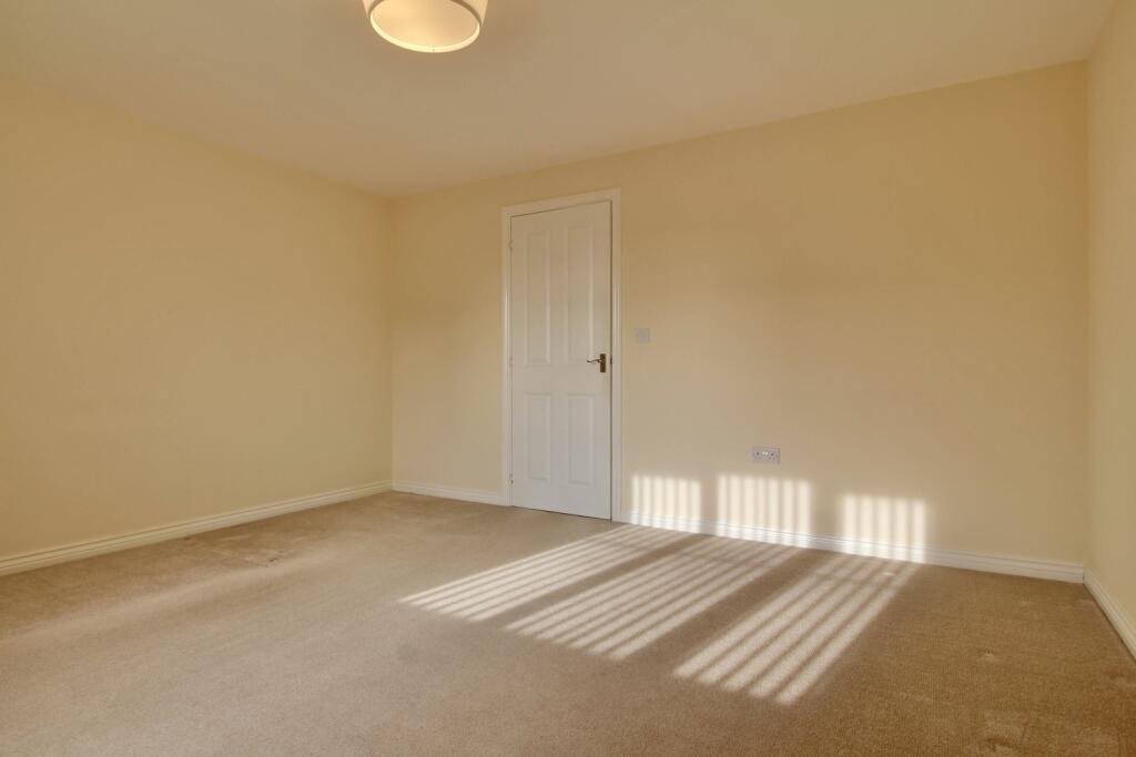 Bedroom 2 - reverse view