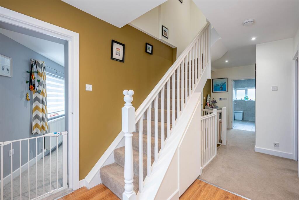 Pomeroy Road 140-32.jpg