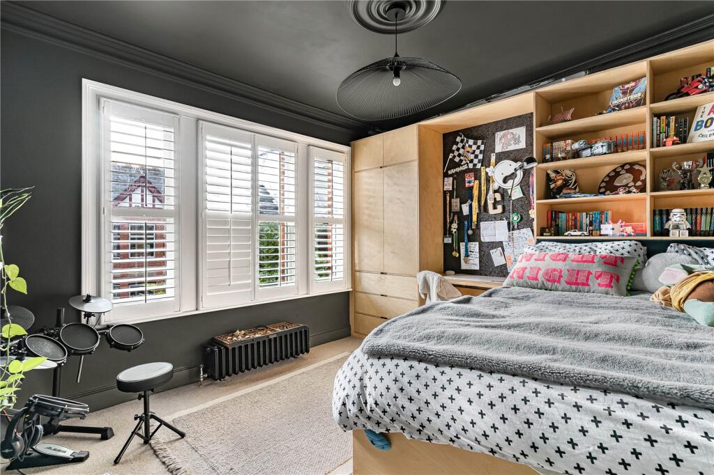 Bedroom 5