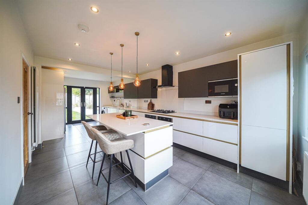 Breakfast Kitchen