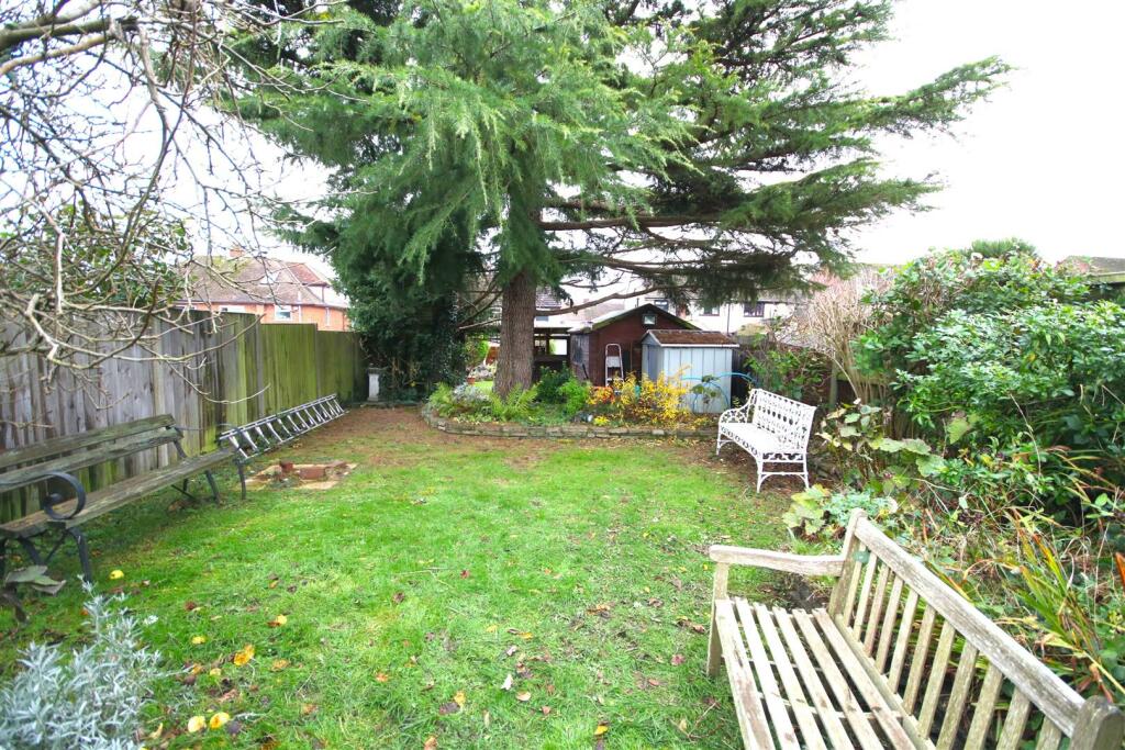 Garden h.JPG