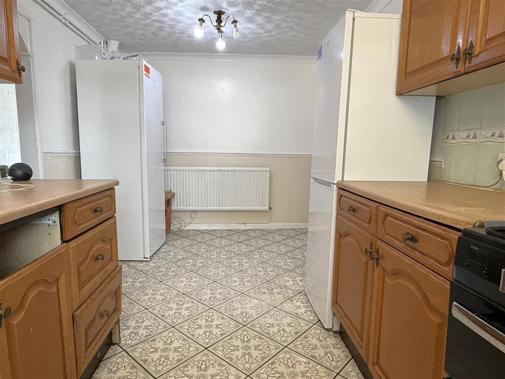 kitchen1.JPG