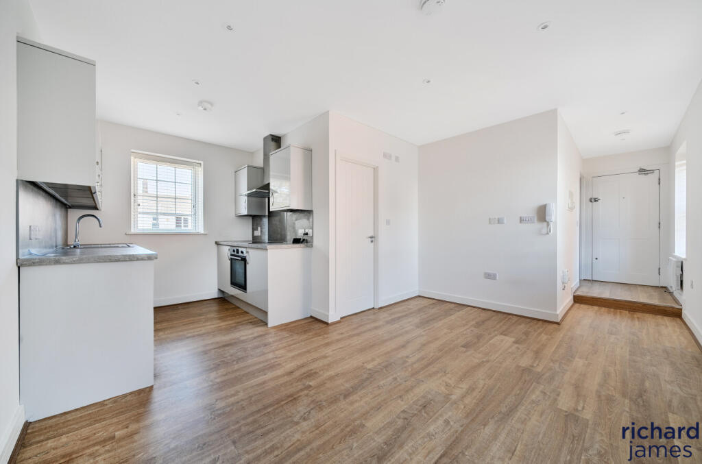 9b24d53f315645ff9f9e04d2e916ef2b