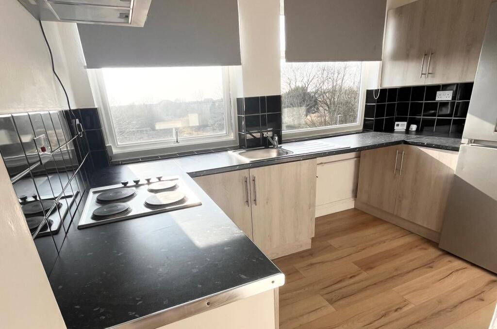 Flat 3 Kitchen.jpeg