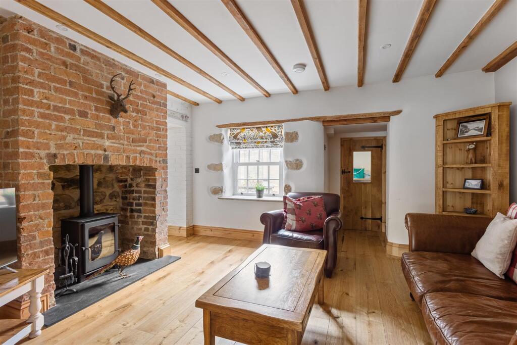 72 Westgate Pickering-07.jpg