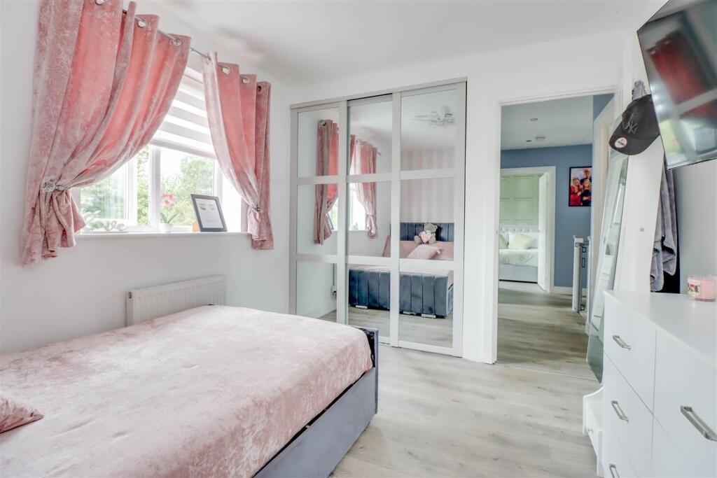 16 MAPLE LANE WICKFORD-9.jpg