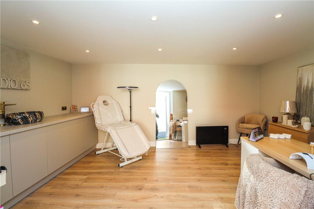 Garden Room