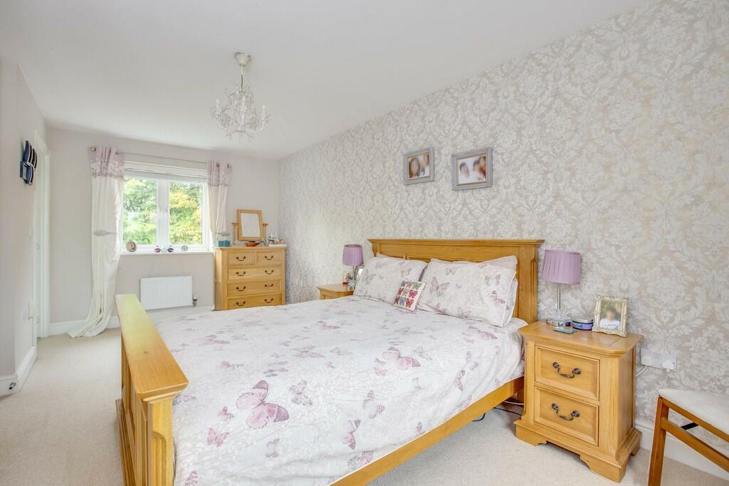5 Linnet Avenue, ...