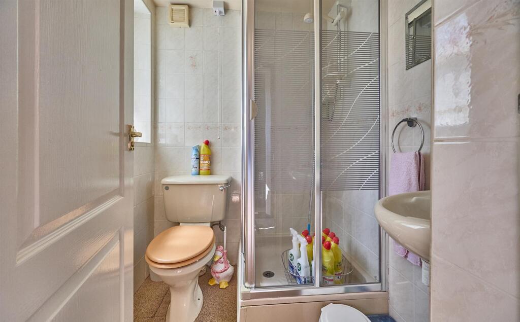 Rear Shower Room