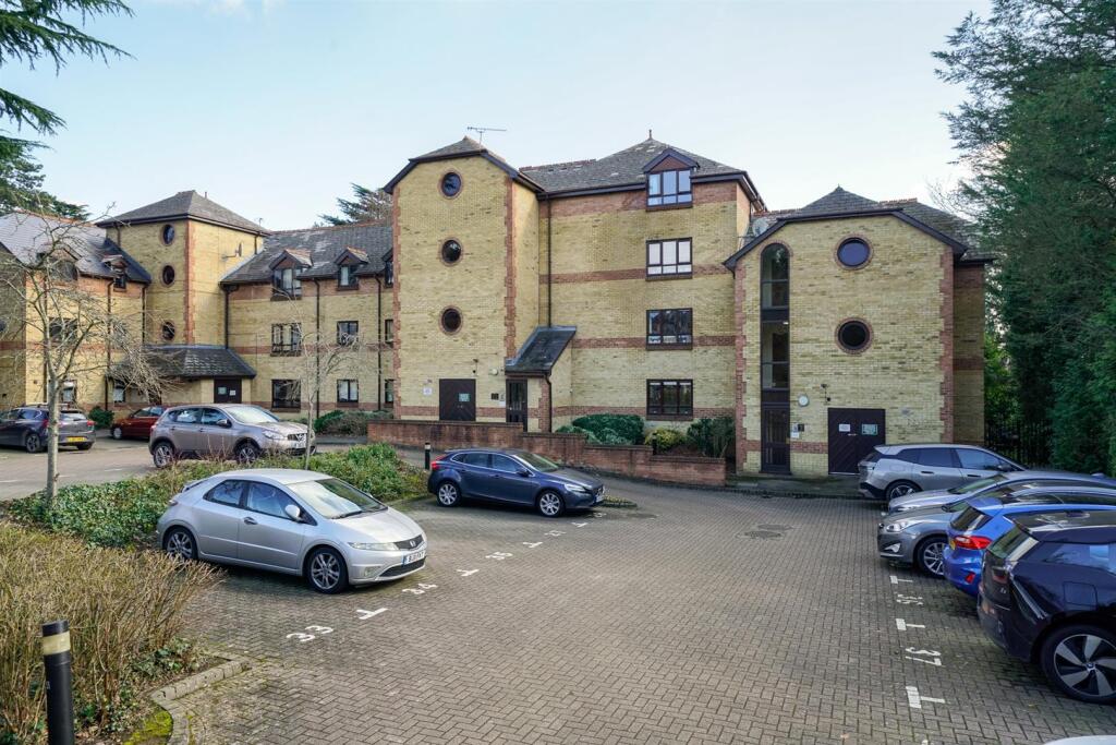 38-Brooklands-Court-9271.jpg