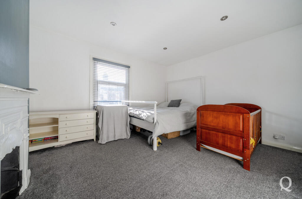 cf103e4f-4ec5-48e...