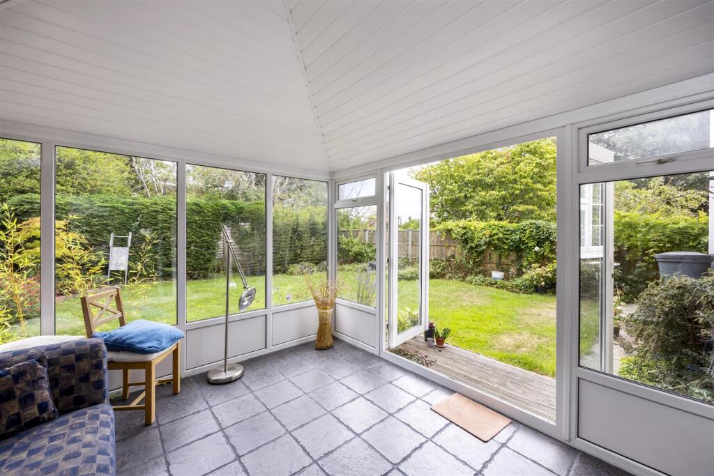 Vicarage Fields, 14-005.JPG