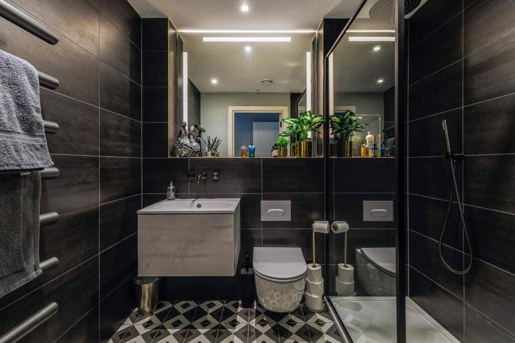 En-Suite Shower Room
