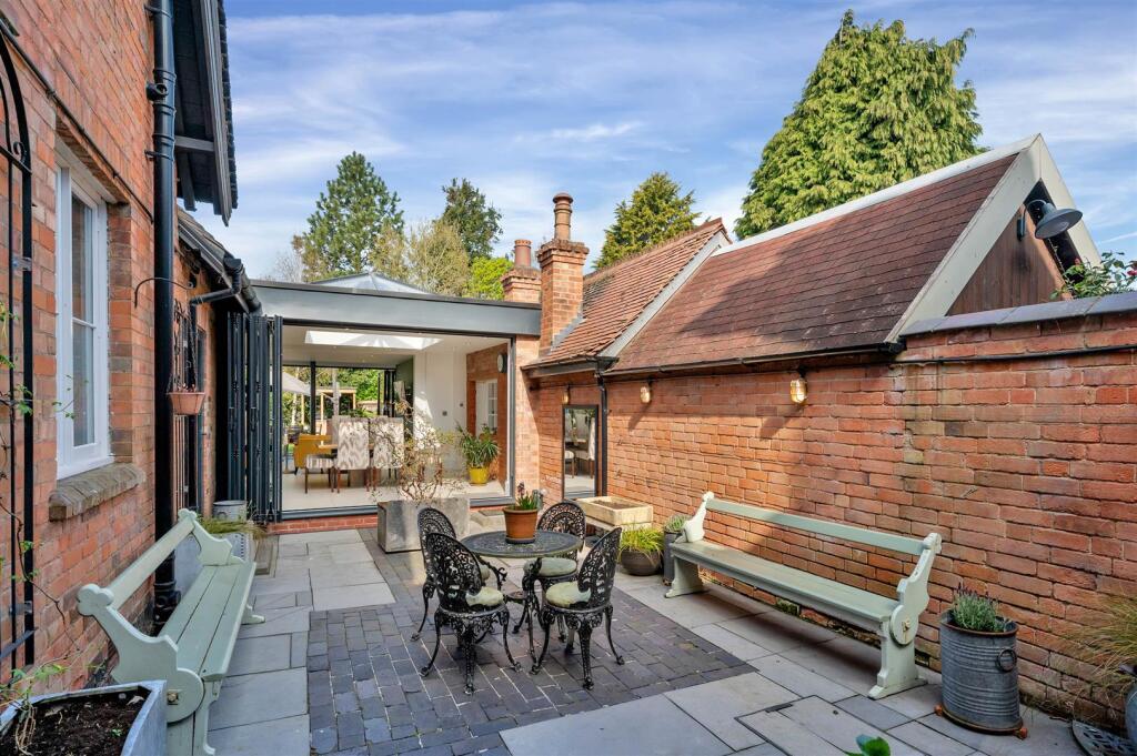 The Old Laundry House WEB PH-42.jpg