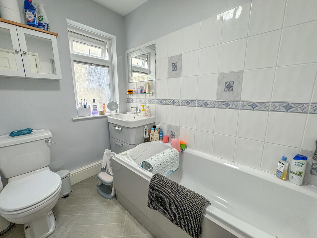 gf bathroom