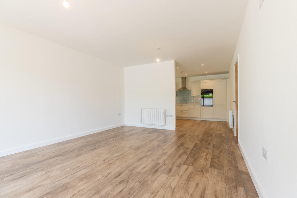 Kitchen/ Living R...