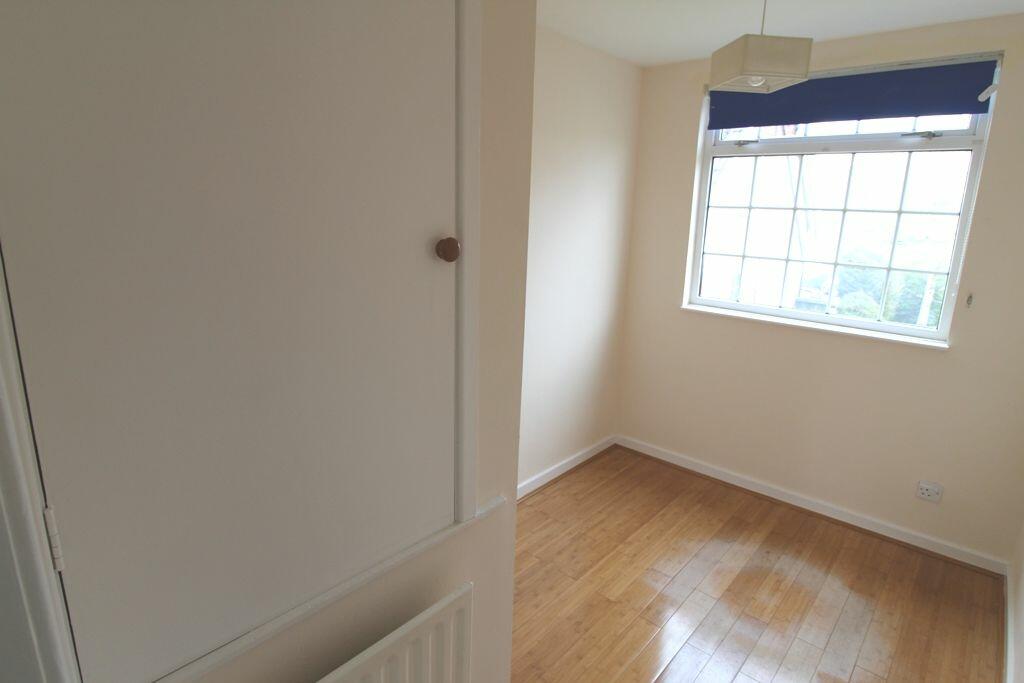 Photograph 11