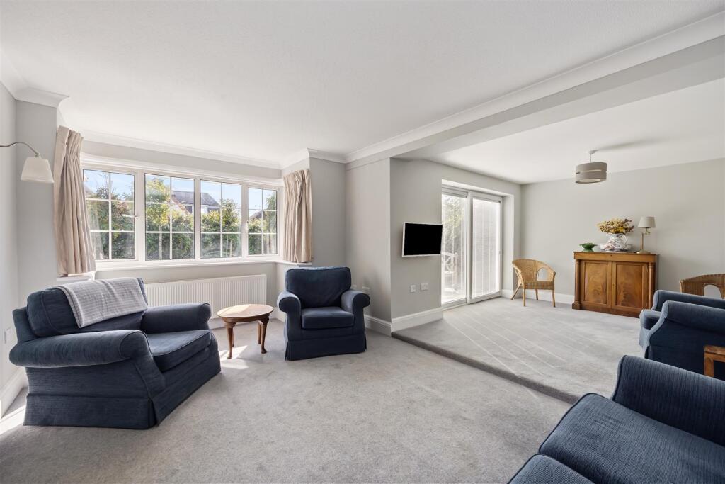 Brook Lane, 32-017.jpg