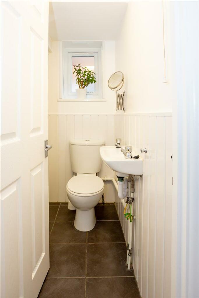 BATH2-_A182498.jpg