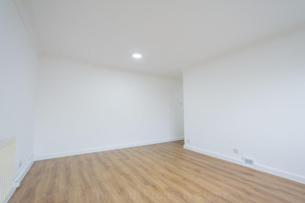 5 Cleveland Court...