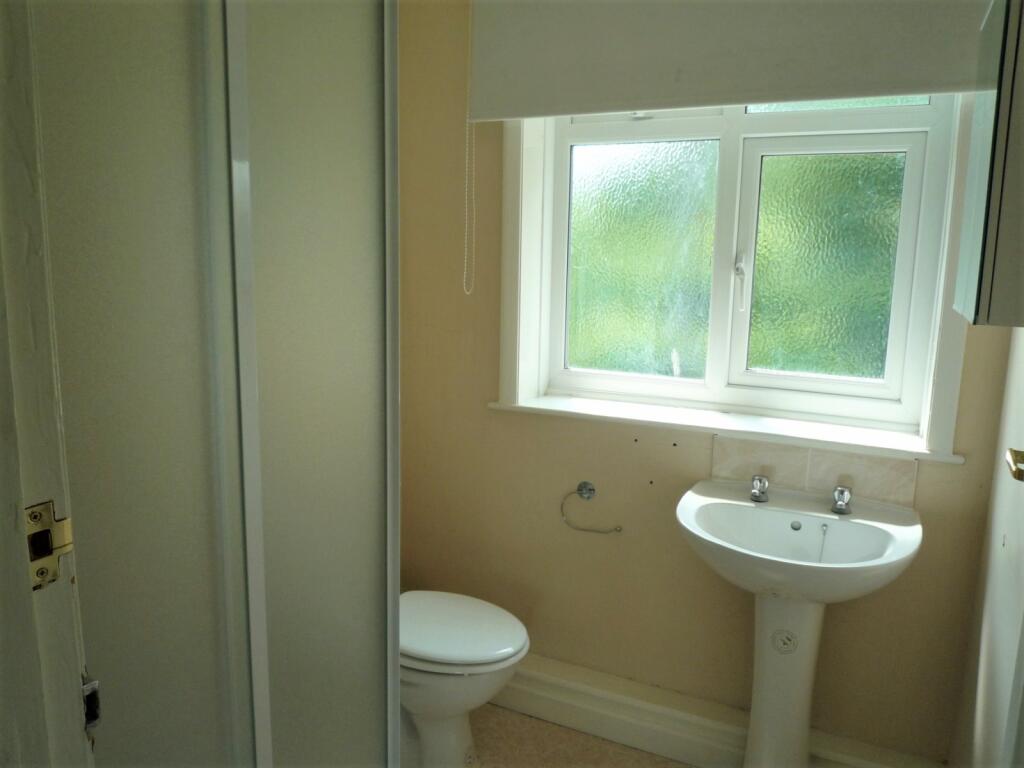 Bathroom.JPG