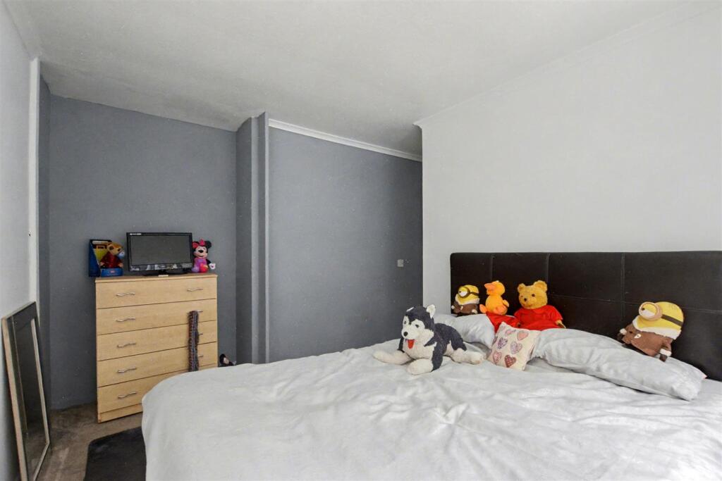 Bedroom 2_2.jpeg