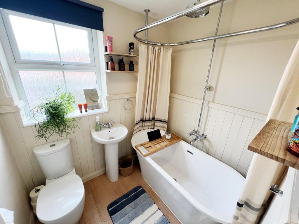 Family bathroom