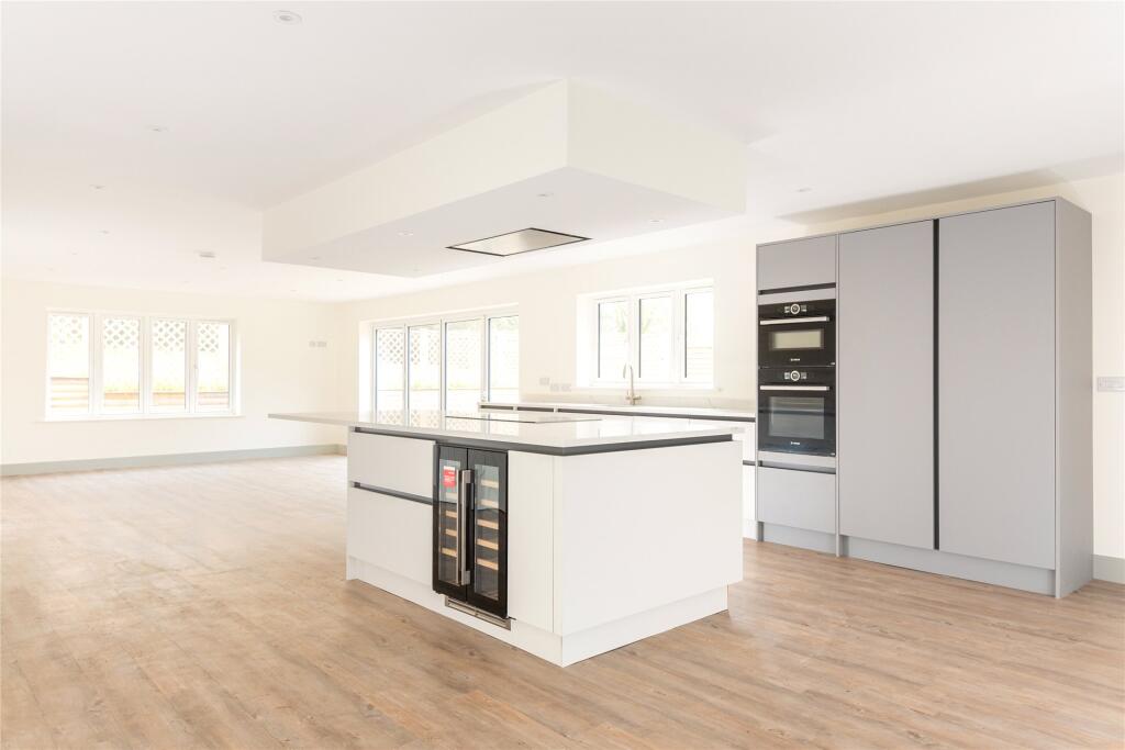 Kitchen/Dining