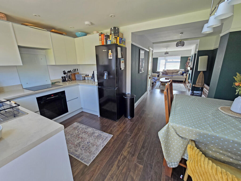 KITCHEN AREA 3
