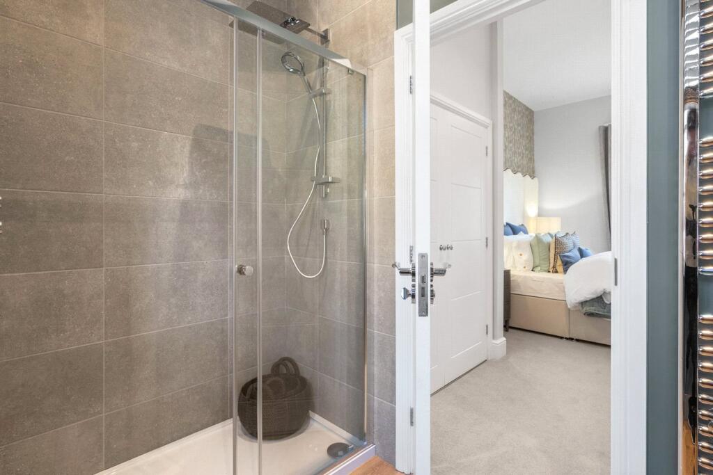 Ensuite