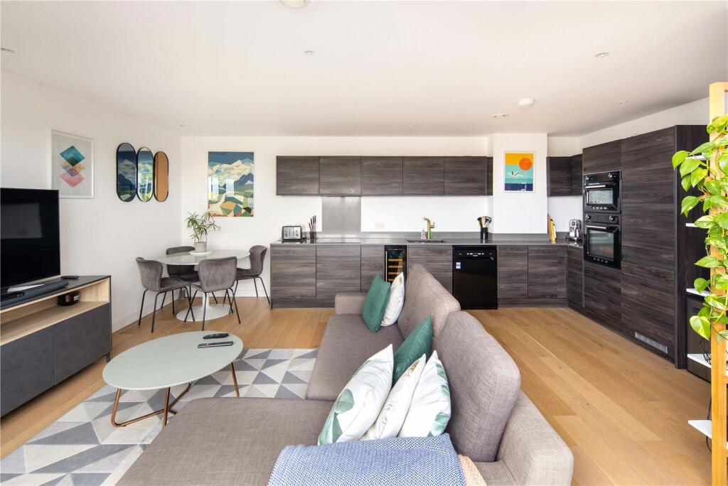 Living Area/Kitchen