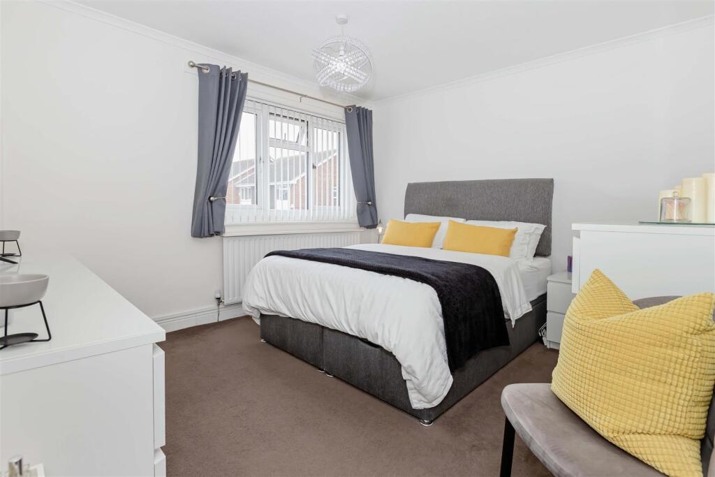 For Sale by Aspire Residential | Halifax Drive