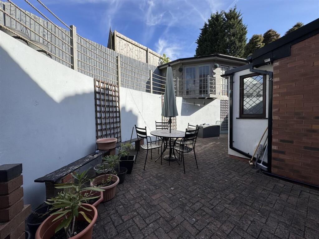 IMG_8143 (Large).JPG