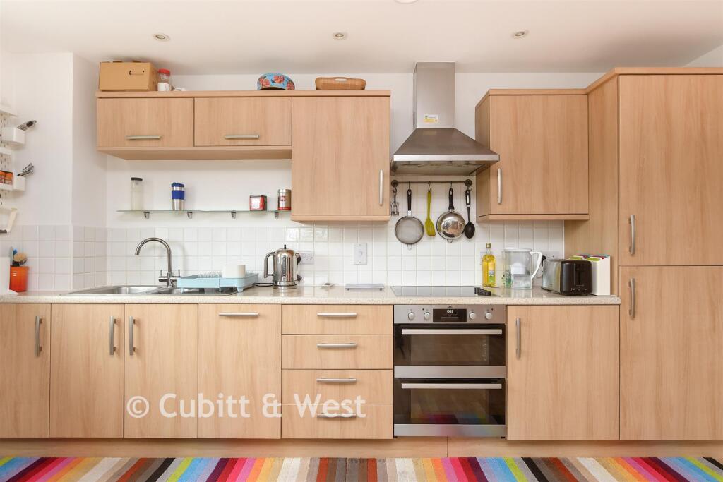 Kitchen Lounge/Dining Room