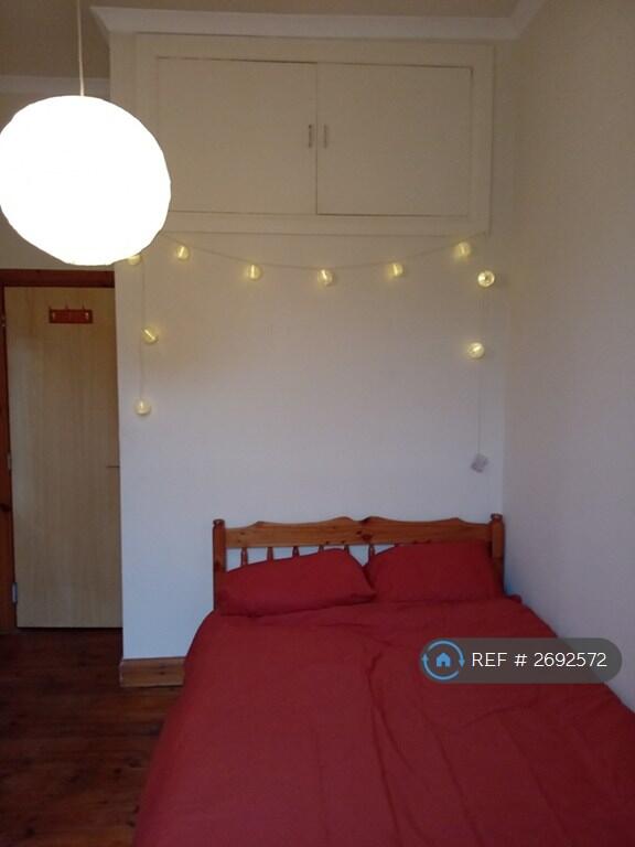 Wooden Double Bed New Bedding And Mattress