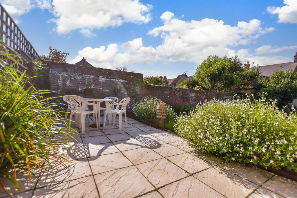 Patio / Decking